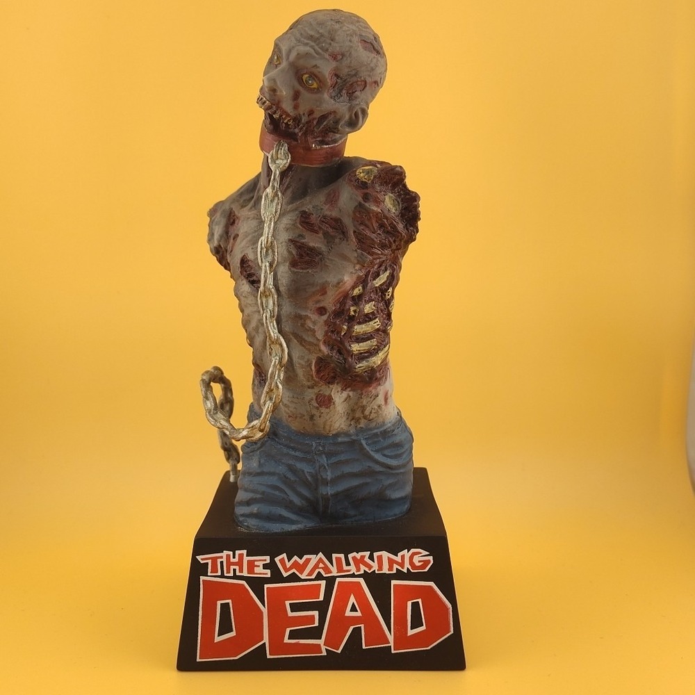 The Walking Dead Zombie Vinyl Bank, Diamond Select Toys 2013.